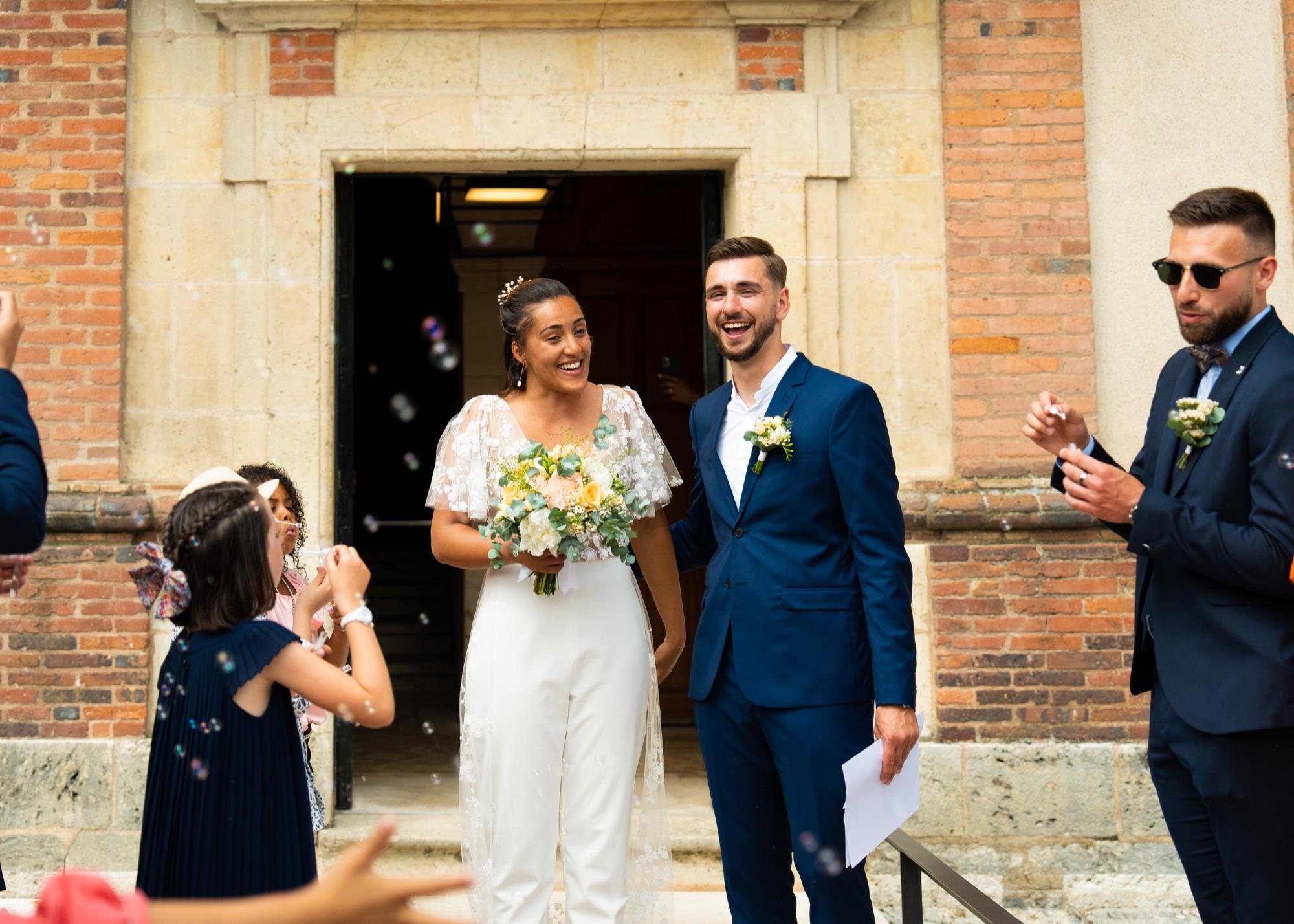 5 Ways to Feel Completely Relaxed in Front of the Camera on Your Wedding Day